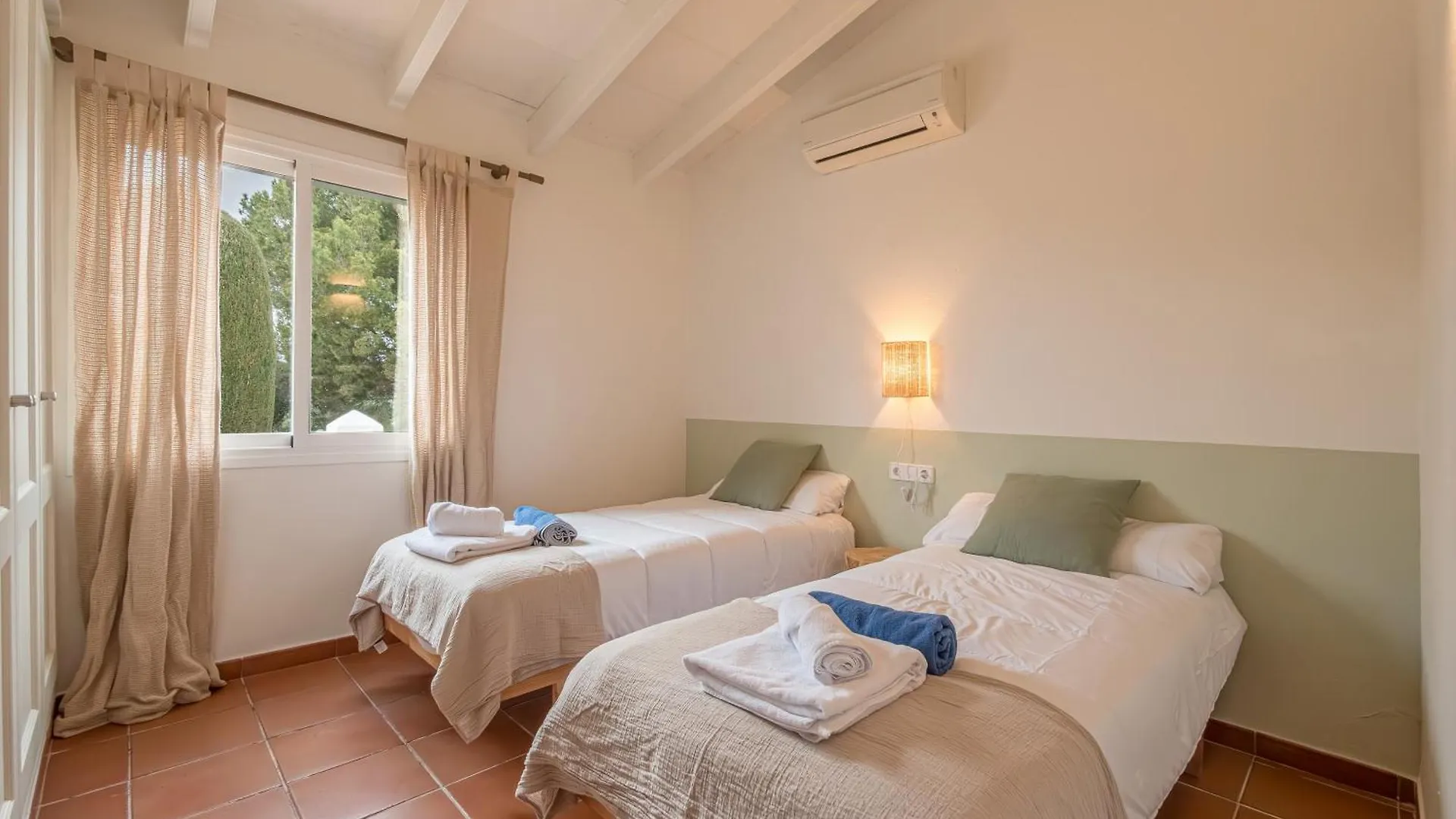 סון באו Villas Menorca Sur ספרד